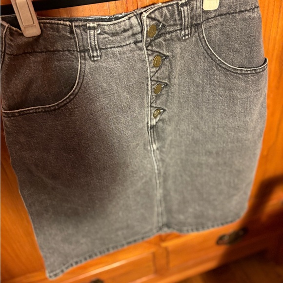 Authentic Vintage Georges Marciano for Guess Black denim skirt made in USA - Picture 2 of 5